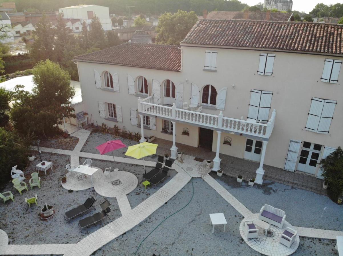 Le Clos Des Cedres B&B La Rochefoucauld Ngoại thất bức ảnh