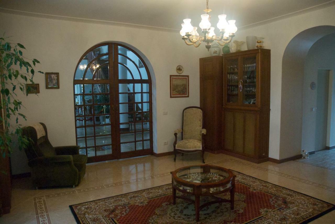 Le Clos Des Cedres B&B La Rochefoucauld Ngoại thất bức ảnh